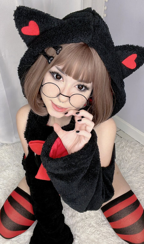 尖ったおっぱいオンリーファンズ ポルノ ギャラリー