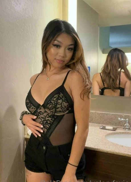 valeryfoxie ポルノスター 独占 写真