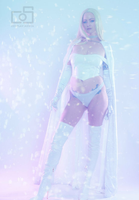 layneneko ヌードモデル 写真