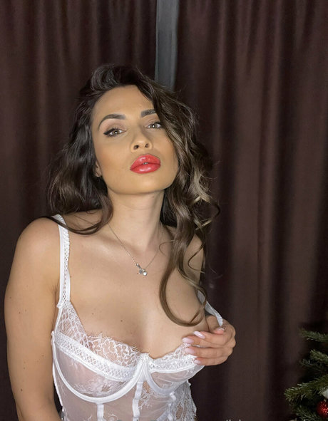 bbygeorgina ヌードのポルノスター 写真