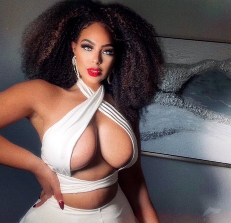 アジアの無料オンリーファンズ 無料ポルノ 写真