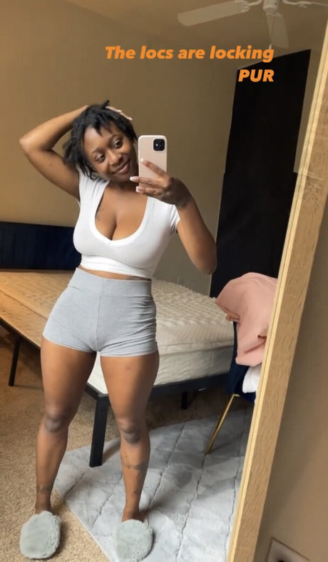 Noelle KaylahRich セクシー女優 画像