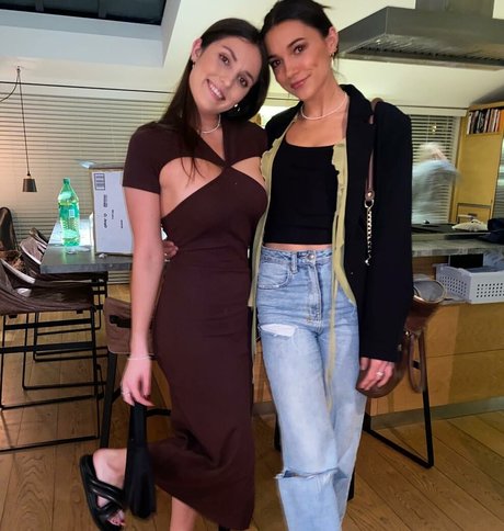 小柄なBBC オンリーファンズ えろ ギャラリー