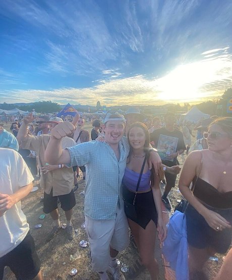 Tガールオンリーファン セクシー裸 画像