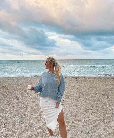 ellaredmond スター ヌード 写真