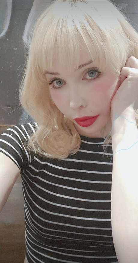 sarinavalentina プロフィール写真