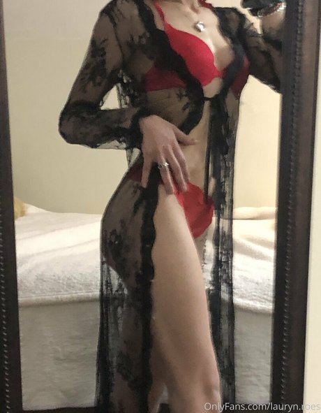 lauryn roes 最高の女優 写真