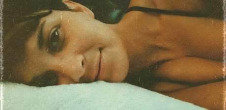 熟女オナニーオンリーファンズ セクシー裸 写真