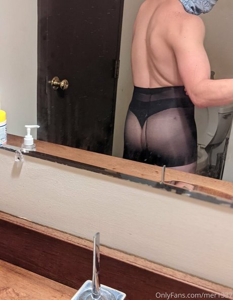 mer1337 ホットなスター 画像