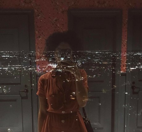 Alisha Wainwright かわいいポルノスター 写真