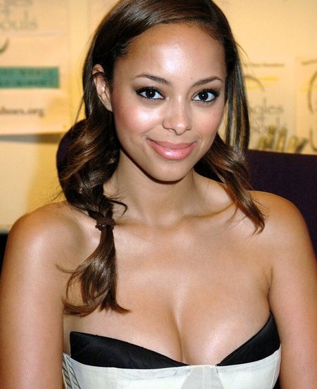 Amber Stevens West 最高のスター 画像
