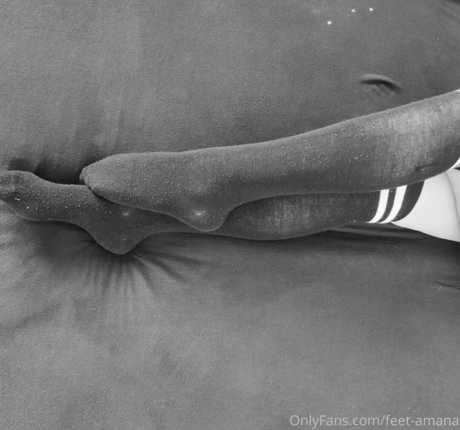 feet amana エロティックなポルノスター 画像