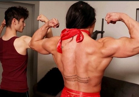 獣医オンリーファンズ セクシー裸 写真