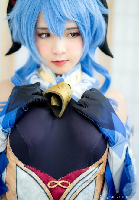 pikiichu エロティック女優 写真