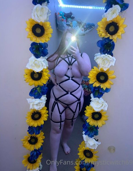 mysticwitch69 完璧な女優 アーカイブ