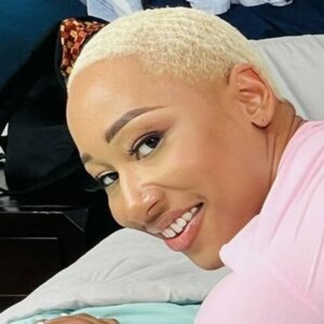 thickassdaphne ポルノ女優 ギャラリー