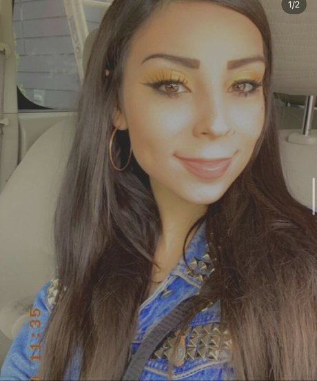 ジムのインフルエンサーオンリーファンズ アートxxx 画像