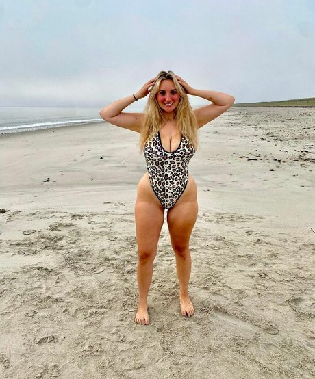 Angelina C セクシーなスター 写真