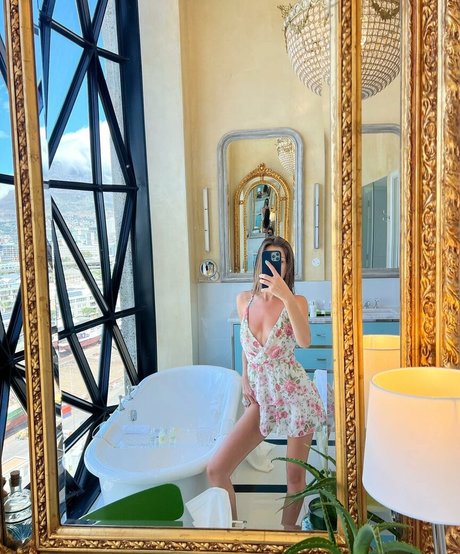 izemmania 素敵なポルノスター ギャラリー