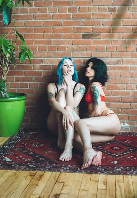 コスプレ フェムボーイ オンリーファンズ ベスト 画像