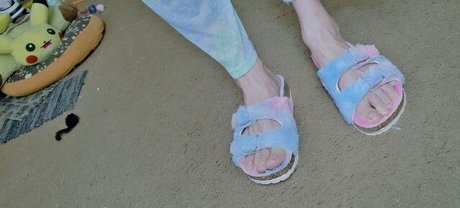 Monimusume 高品質モデル 写真