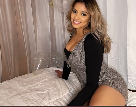 Leslie Sanchez セックスモデル 写真