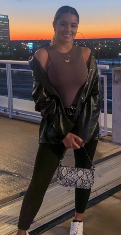 義母オンリーファンズ 美しい 写真