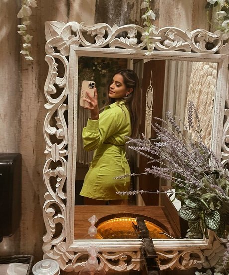 黒人ティーンのプッシーオンリーファンズ 無料アダルト 写真