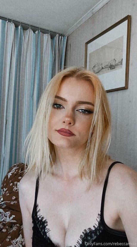 rebecccamua トップ女優 画像