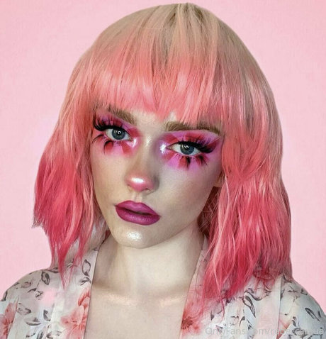 rebecccamua ポルノスター 美しい 写真