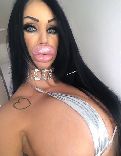 real siliconebunny スター 裸 ギャラリー