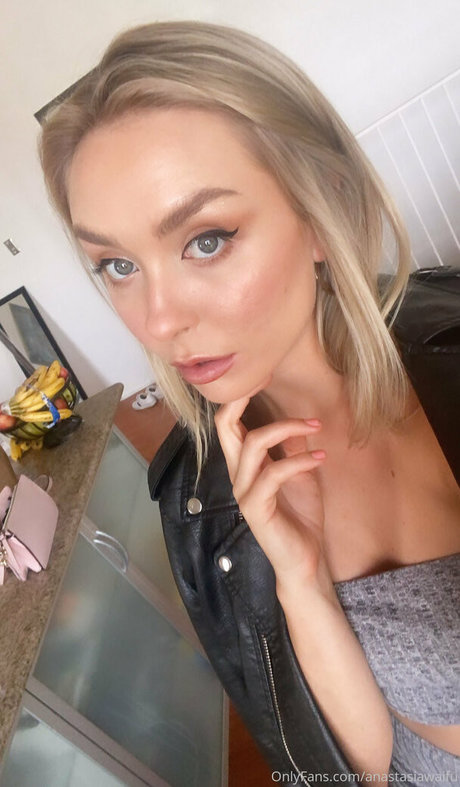 anastasiawaifu ポルノスター ホット ギャラリー