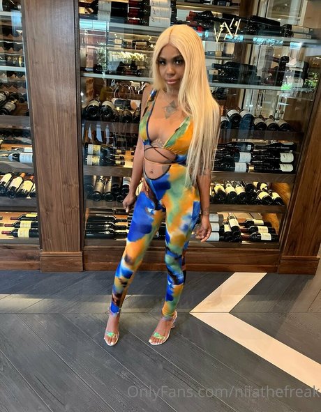 niiathefreak トップスター 写真