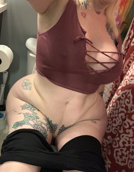 巨乳ビキニオンリーファンズ トップ 画像