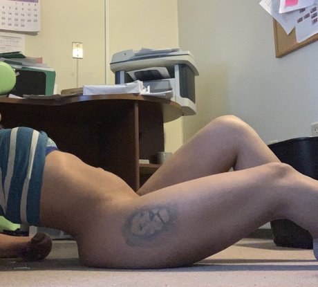 filthyfillyfree ポルノスター アート 写真