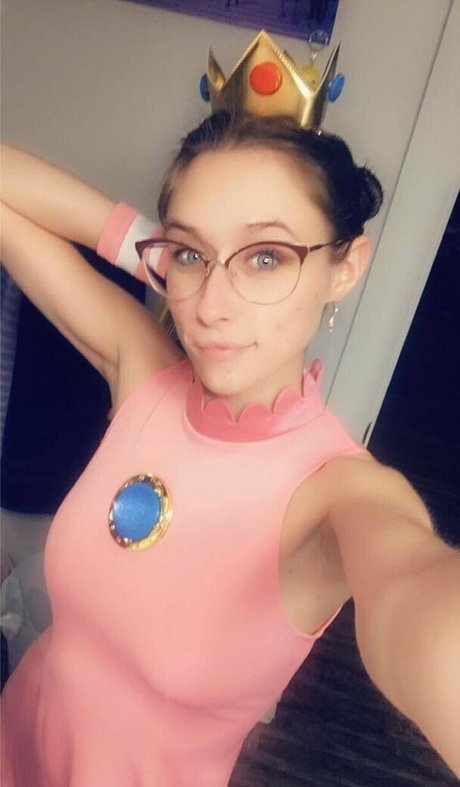 pr3ttyp1nkpussy 裸のポルノスター 写真