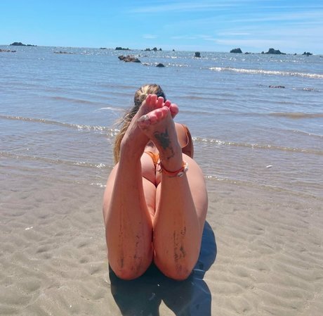 足奴隷オンリーファンズ 無料xxx 画像