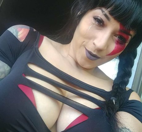 nattestid セックスモデル 写真