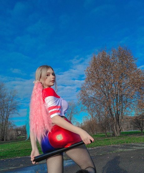 miss a n a s t a s i a 完璧なモデル 画像