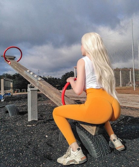 miss a n a s t a s i a ヌードモデル 写真