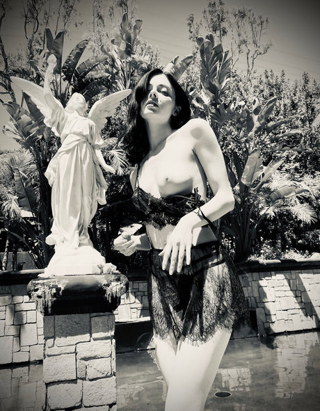 ohthumbelina 無料モデル 写真