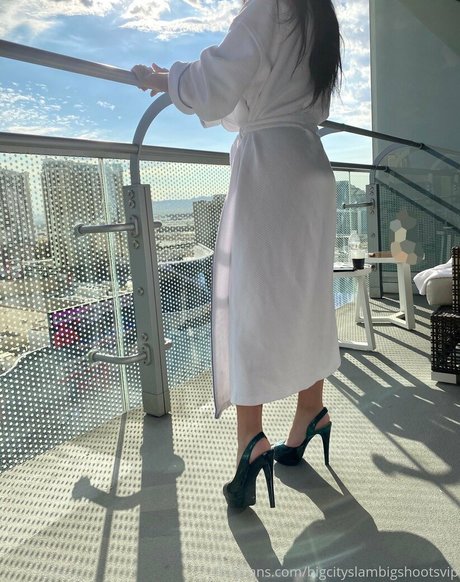 asmrマッサージオンリーファンズ ヌード 写真