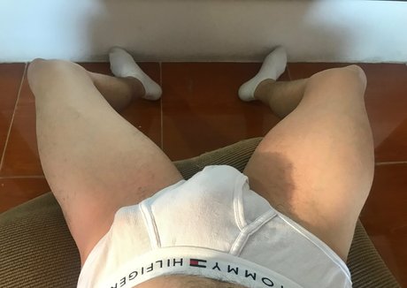 brunosaints_ ヌードモデル 写真