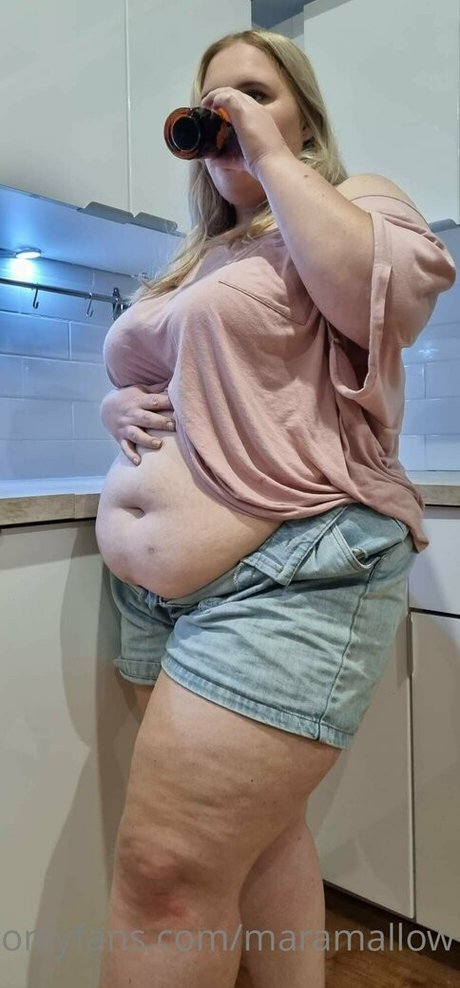 maramallow ヌードのポルノスター 写真