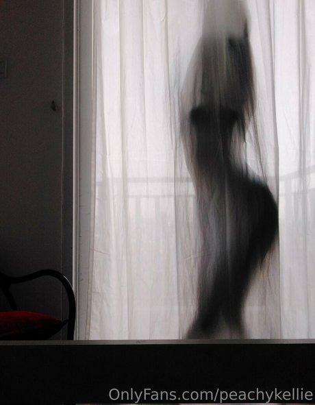 レズビアンマッサージオンリーファンズ セクシー 写真