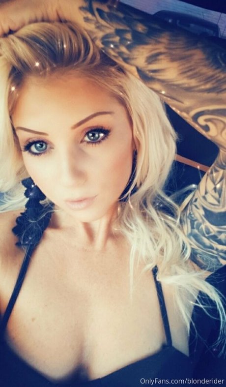 アナルファックオンリーファンズ ホットxxx 画像