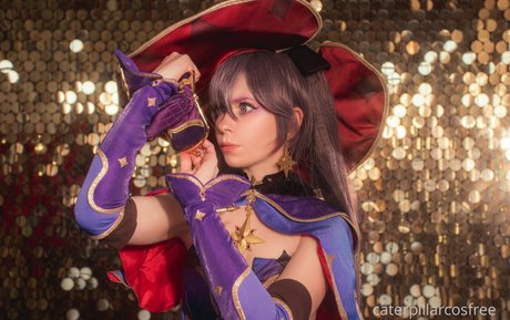 caterpillarcosfree ポルノスター 写真