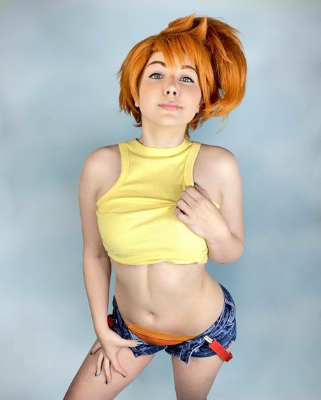 弁護士オンリーファンズ セクシー 写真