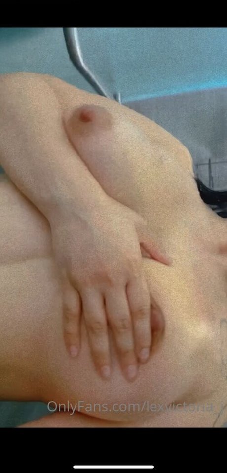 lexvictoria j アダルト女優 画像