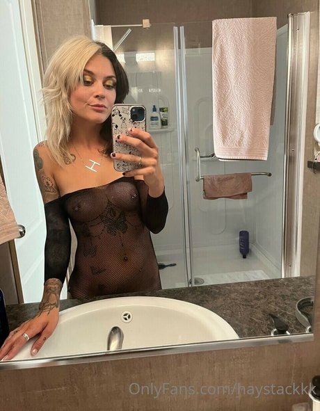 ニューハーフが男とセックスするオンリーファンズ ポルノ 画像